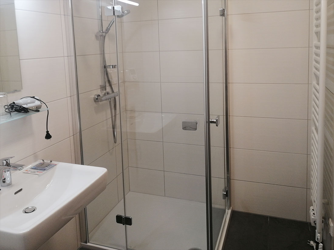 Badezimmer im Appartement Grimming